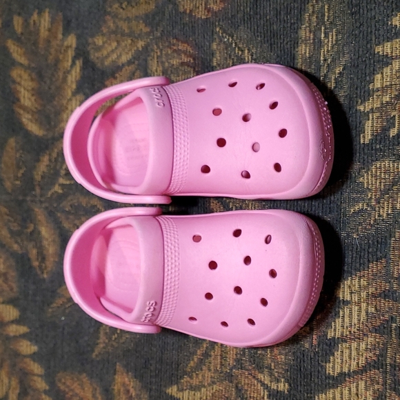 CROCS Other - Kids’ Pink Classic Clog